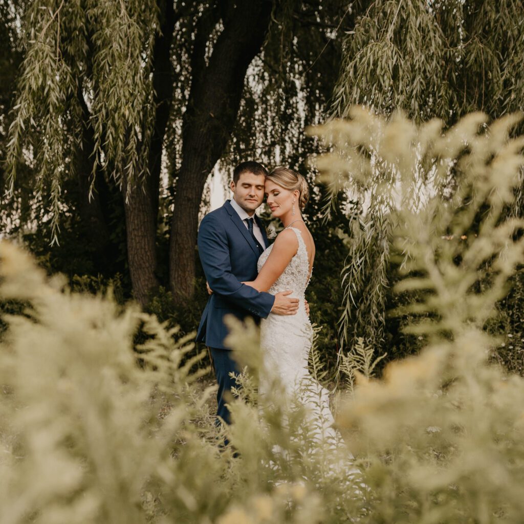 Wedding Couple at Deerfield Country Club